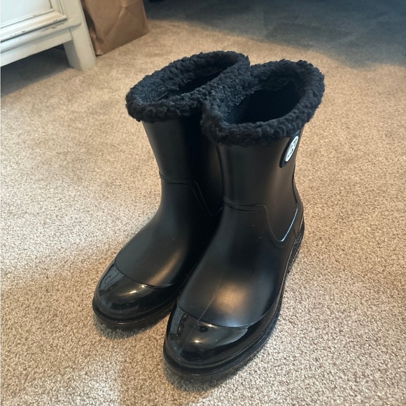 Michael Kors Waterproof Rain Boots - Picture 2 of 3